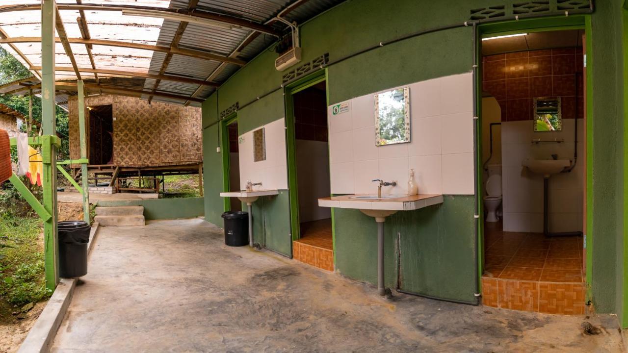 Rain Forest Inn Ringlet Exterior photo